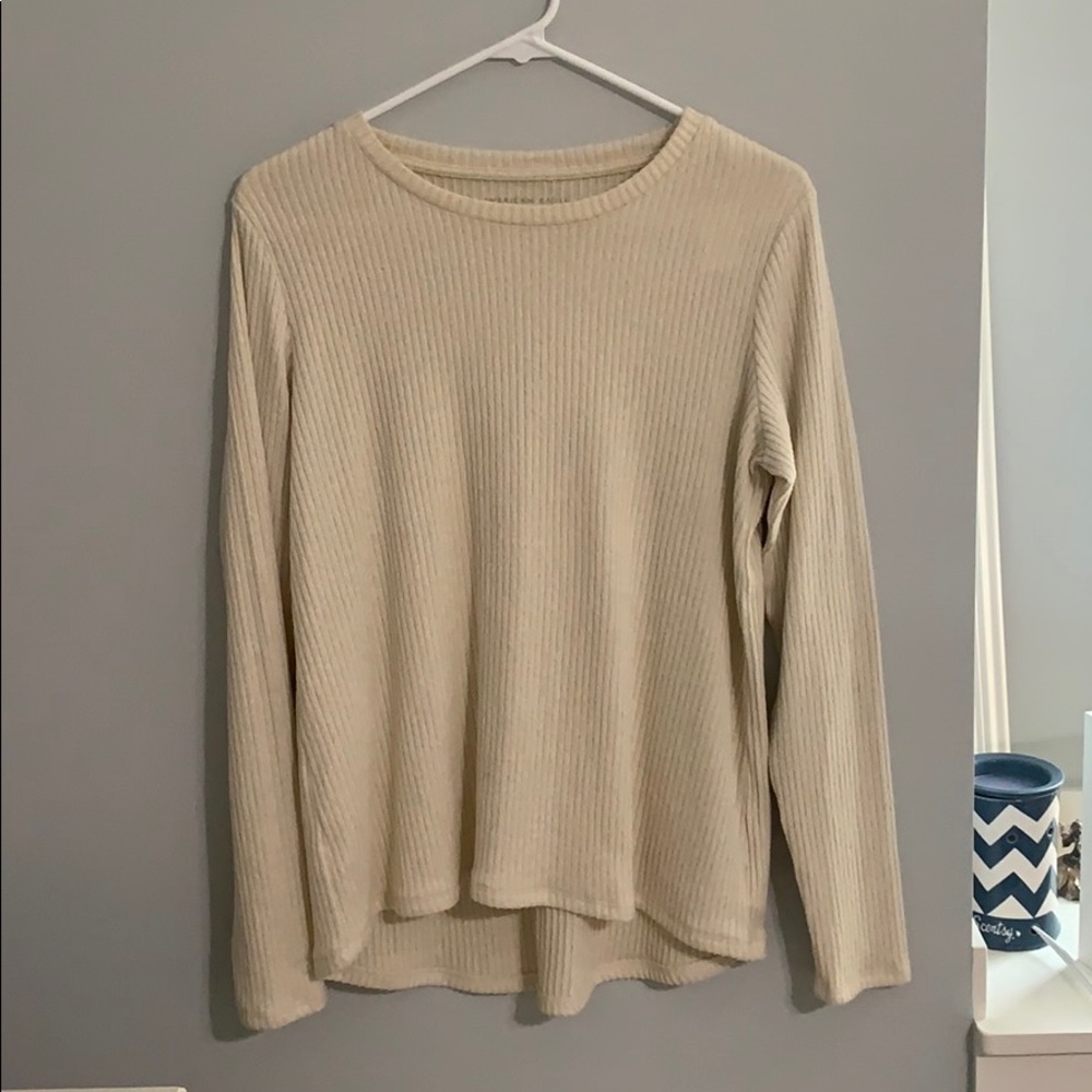 American Eagle long sleeve